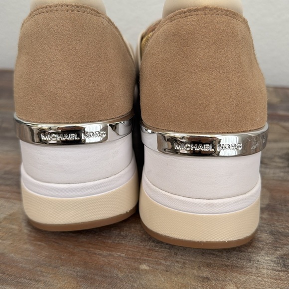Michael Kors Geena sneakers. Beige and white. Size 9.5. New no box. Never worn. - Picture 5 of 7